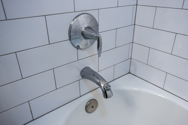 Tub Spout Replacement in Rowlett